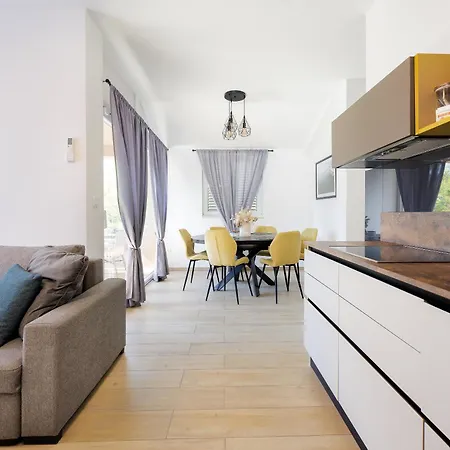 Opat Apartamento Murter