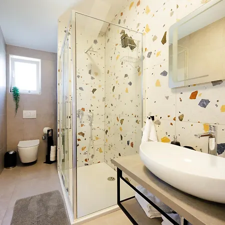 Opat Apartment *