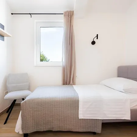 Apartamento Opat Murter