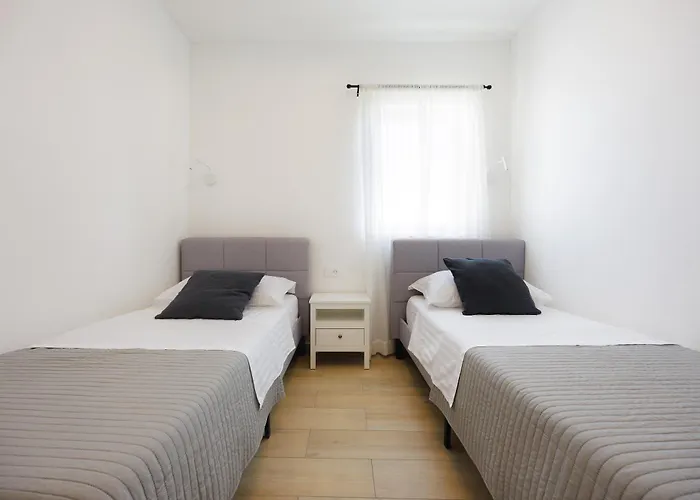 Opat Appartement Murter