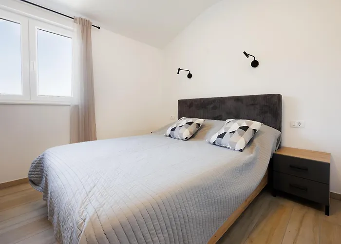 Apartamento Opat Murter