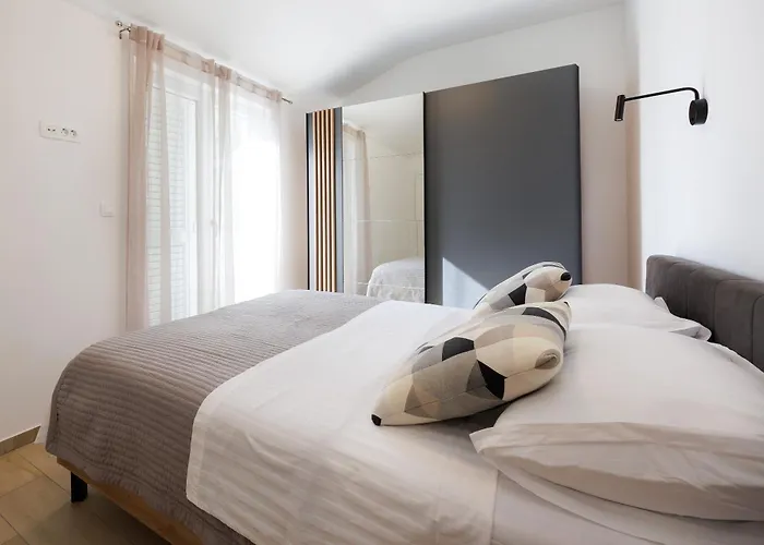 Opat Apartament Murter